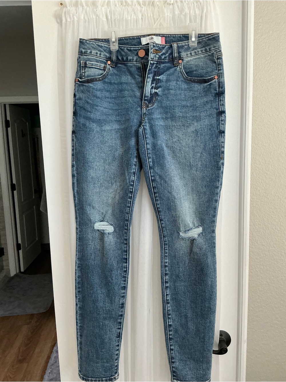 CAbi Women's Medium Blue Distressed Skinny Jeans